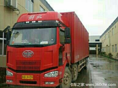解放 J6M重卡 260马力 8X2 仓栅式载货车(轻量化)(CA5310CLXYP63K1L6T10A3E)口碑