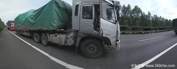 解放 奥威(J5P)重卡 320马力 6X2 牵引车(CA4252P21K2T3E)口碑