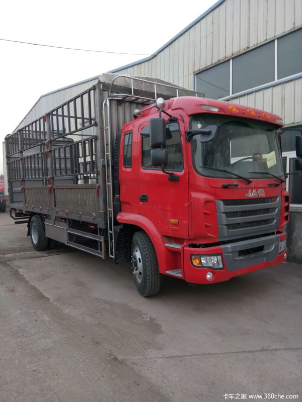 江淮 格尔发K3X重卡 290马力 8X4 9.5米排半厢式载货车(HFC5311XXYP2K4H45F)口碑